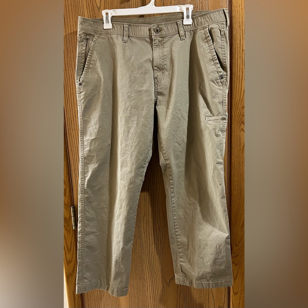 Men’s Weatherproof brand khakis 38x30